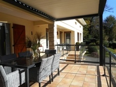 Pergolas Bioclimatique avec lames brise soleil orientables // Garde-corps // Volets roulants // Moustiquaires